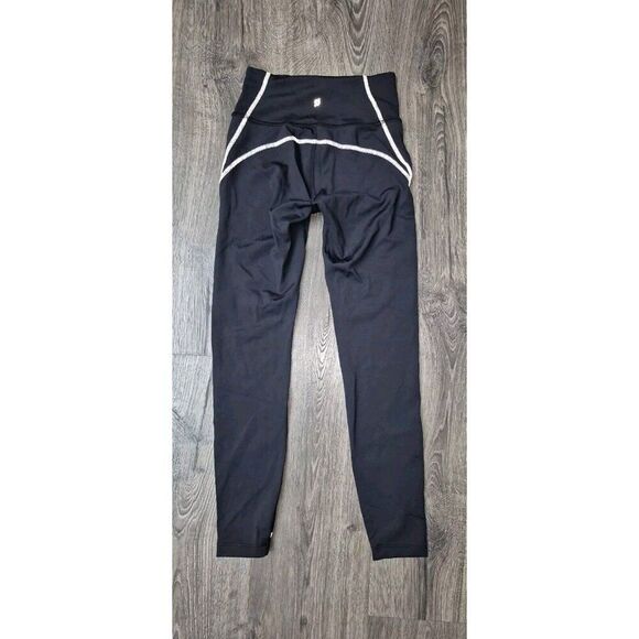 Peloton Leggings Move Mission Reflective Seam Legging Women's Size XS - Picture 3 of 3